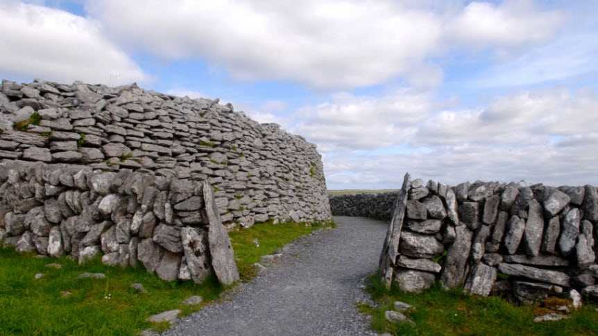 Caherconnell Stone Fort & Sheepdog Demonstrations, Ireland